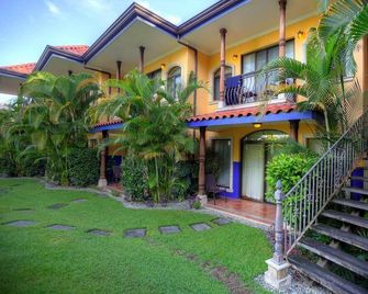 Rainforest Angel Suite - Ballena - Edificio