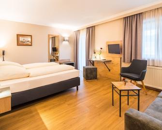Hotel-Gasthof Huber - Ebersberg - Спальня