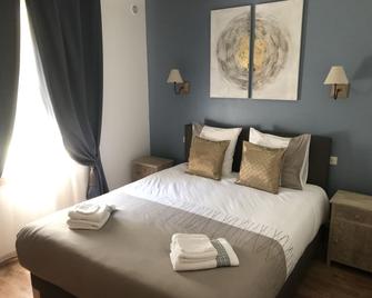 Chambres Les Plantous de Severo - Cénac-et-Saint-Julien - Habitación