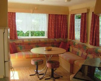 Charmant bungalow à Saint-Pierre-d'Oléron - Jardin privé - Saint-Pierre-d'Oléron - Living room