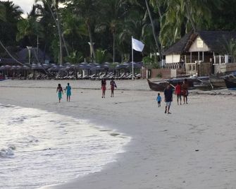 Vacation apartment close to all amenities in Ambtoaloaka - Nosy Be - Beach