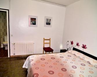 Pensión Borrás - Girona - Bedroom