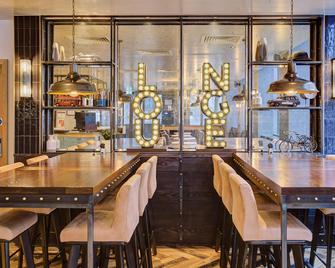 Hub by Premier Inn London West Brompton - London - Restaurant