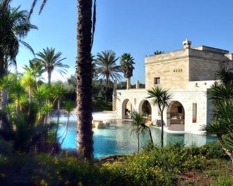 'Welcome to Masseria Quadrelli: an oasis of elegance in the heart of Salento' - Sanarica - Piscina