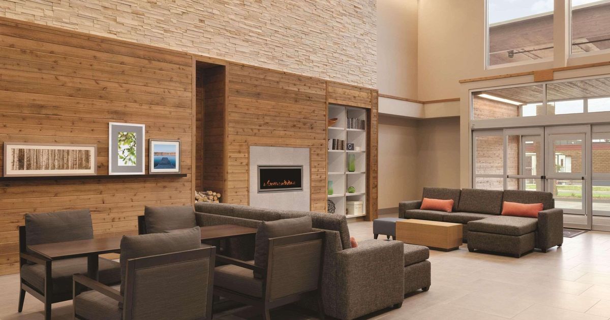 Country Inn & Suites by Radisson, Ft. Atkinson, WI from 98. Fort Atkinson Hotel Deals & Reviews