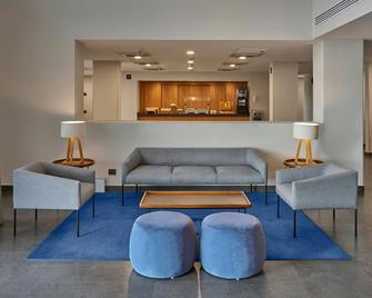 City Express by Marriott Irapuato - Irapuato - Living room
