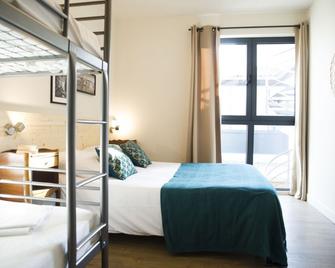 Georges Hostel & Café - Sète - Bedroom