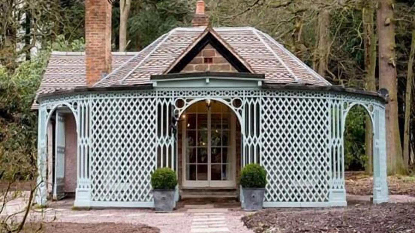 ذا جولدن بول إن