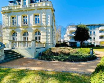 Residenz Bleichröder - Ferienwohnung Cäcilie - 塞巴特黑靈斯多夫 - 建築