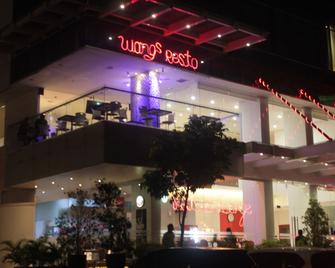 Redstar Hotel Jakarta - Jakarta - Bâtiment