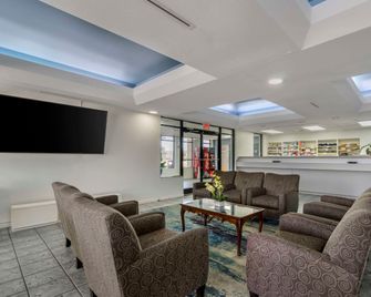 Rodeway Inn Wesley Chapel - Wesley Chapel - Lobby