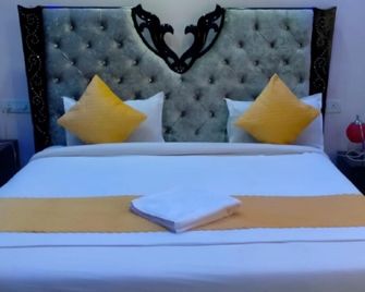 Hotel Sandcity Balasore - Balasore - Bedroom