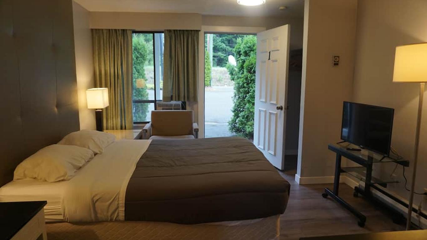 ذا مايتي فريزر موتل