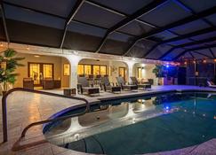 Gorgeous 7br Home With Gameroom & Heated Pool - Plantation - Piscina