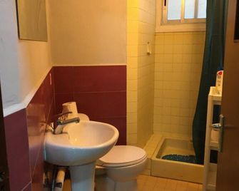 Past or Tail hostel - Larnaca