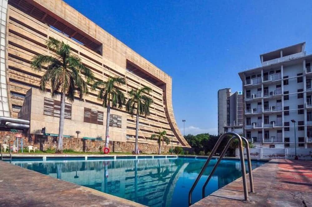 New Delhi Ymca Tourist Hostel - New Delhi - Pool