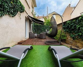 Suite and Spa 21 - Dijon - Patio