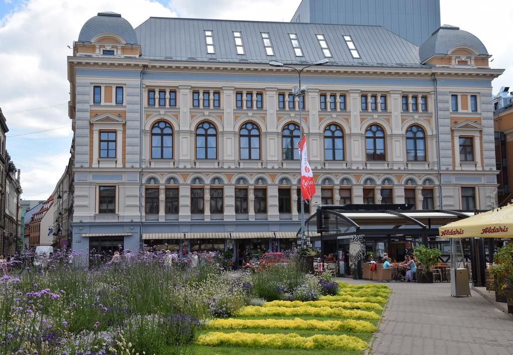 Building view of Liberty