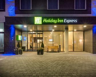 Holiday Inn Express Friedrichshafen - Friedrichshafen - Toà nhà