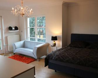 Villa at Steinhuder Meer -DZ-Azur-(40m2) with pantry-kitchen, garden, Wlan - Steinhude - Innenhof