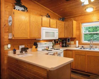 Secluded cabin situated near State Parks! - Athens - Küche