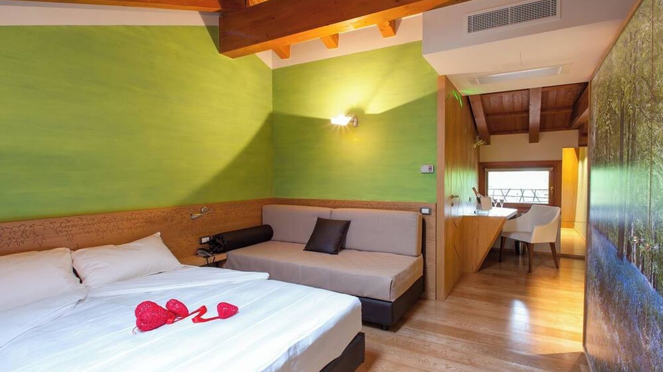 Elliot Osteria e dormire in collina