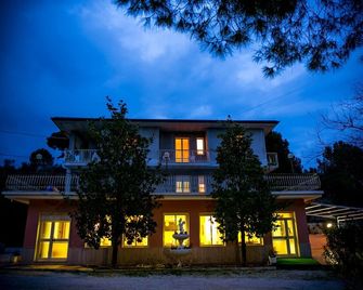 Primo Sole - Cupra Marittima - Gebäude