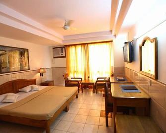 Hotel Ekant - Faridabad - Bedroom