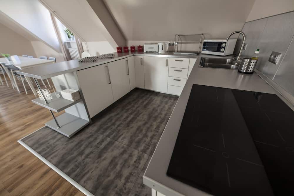 بي-بي هوستل