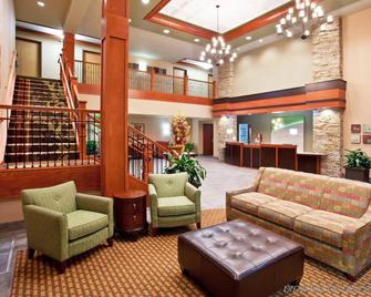 Holiday Inn Midland - Midland - Lobby
