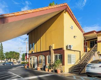 Sky Palm Motel - Orange - Edificio