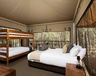 Paradise Country Farmstay - Oxenford - Bedroom