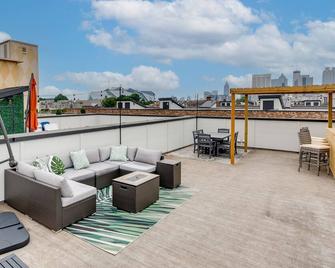 Chic Atlanta Vacation Rental ~ 1 Mi to Downtown! - Atlanta - Balcón