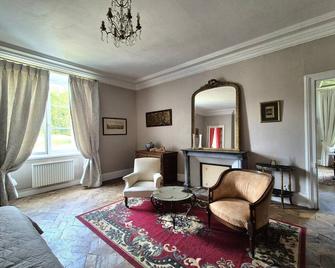 Apartment in Normandy near Seine River - Bolbec - Huiskamer