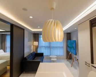 Wecostay Gangnam - Seoul - Living room