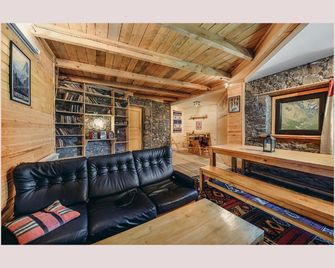 Kazbegi Hut - Степанцмінда - Лаунж