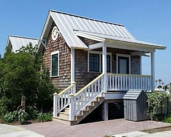 Beautiful Waterfront Cottage - Bald Head Island - Building