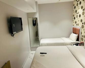 Grand Dyad Hotel - Bombay - Habitación