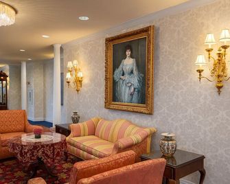 Carlyle Hotel - Campbell - Лаунж