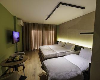 1863 Boutique Hotel - Peć - Bedroom