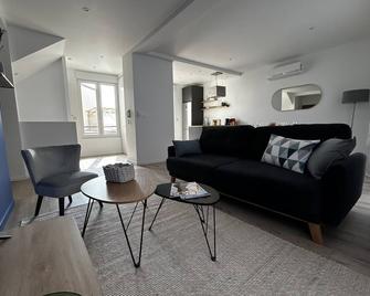 Voie des Sacres - Cathédrale de Reims - Reims - Living room