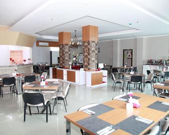 Tc Damhil Ung - Gorontalo - Restaurant