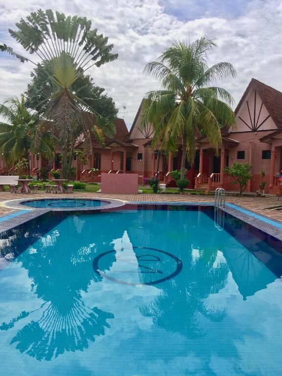 OYO 441 Inb Resort - מאלאקה - בריכה