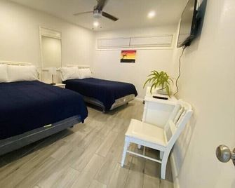 La Internacional Condos - South Padre Island - Habitación