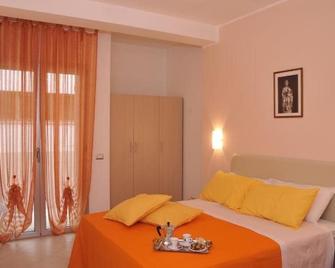 Residence Perla - Misano Adriatico - Habitación