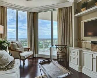 Ritz Carlton Luxurious Residence on Singer Island - Palm Beach Shores - Salon
