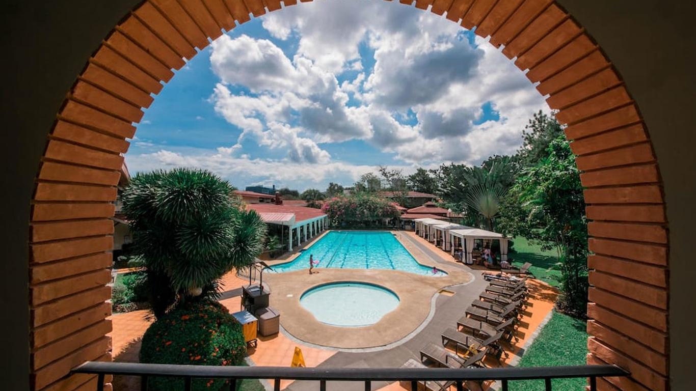 Montebello Villa Hotel