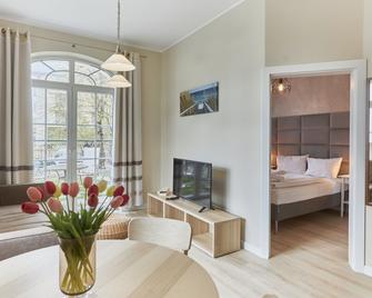 Apartamenty Sun & Snow Promenada I - Świnoujście - Salon