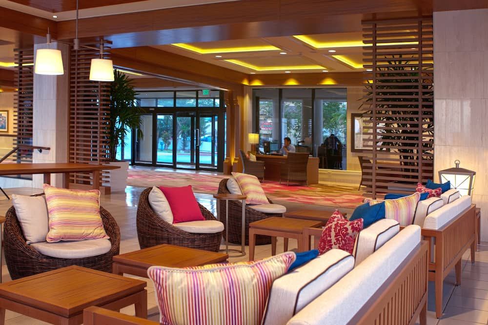 Guam Reef Hotel - טאמונינג - טרקלין