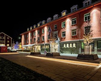 Quality Hotel Grand Kristiansund - Kristiansund - Edificio